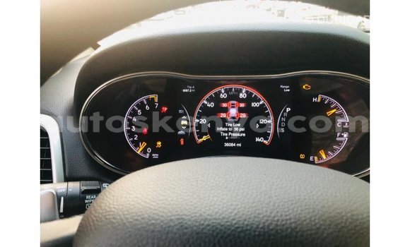 Buy Import Jeep Grand Cherokee Black Car in Import - Dubai in Central Kenya Buy Import Jeep Grand Cherokee Black Car in Import - Dubai in Central Kenya