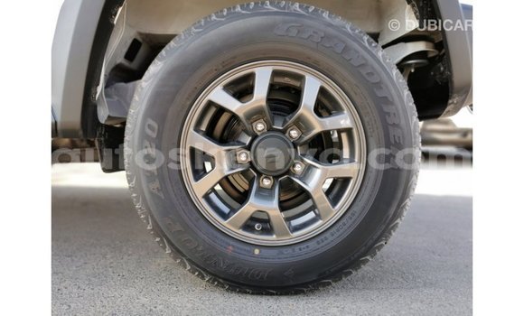 Nunua Imported Suzuki Jimny Nyingine Gari ndani ya Import - Dubai nchini Kati Kenya Nunua Imported Suzuki Jimny Nyingine Gari ndani ya Import - Dubai nchini Kati Kenya