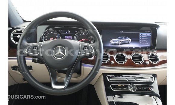 Buy Import Mercedes‒Benz 1117 Black Truck in Import - Dubai in Central Kenya Buy Import Mercedes‒Benz 1117 Black Truck in Import - Dubai in Central Kenya