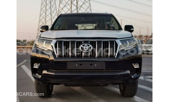 Nunua Imported Toyota Prado Nyeusi Gari ndani ya Import - Dubai nchini Kati Kenya Nunua Imported Toyota Prado Nyeusi Gari ndani ya Import - Dubai nchini Kati Kenya