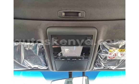 Imported Toyota Land Cruiser Black Makiinaa iti Import - Dubai keessatti Central Kenya keessatti Imported Toyota Land Cruiser Black Makiinaa iti Import - Dubai keessatti Central Kenya keessatti