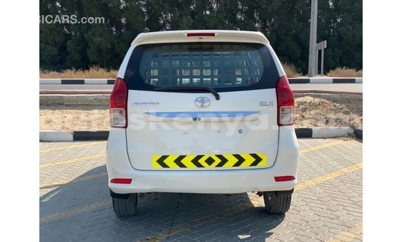 Imported Toyota Avanza White Makiinaa iti Import - Dubai keessatti Central Kenya keessatti Imported Toyota Avanza White Makiinaa iti Import - Dubai keessatti Central Kenya keessatti