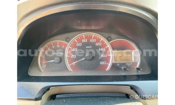 Imported Toyota Avanza White Makiinaa iti Import - Dubai keessatti Central Kenya keessatti Imported Toyota Avanza White Makiinaa iti Import - Dubai keessatti Central Kenya keessatti