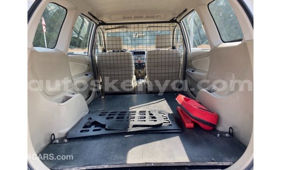 Imported Toyota Avanza White Makiinaa iti Import - Dubai keessatti Central Kenya keessatti Imported Toyota Avanza White Makiinaa iti Import - Dubai keessatti Central Kenya keessatti