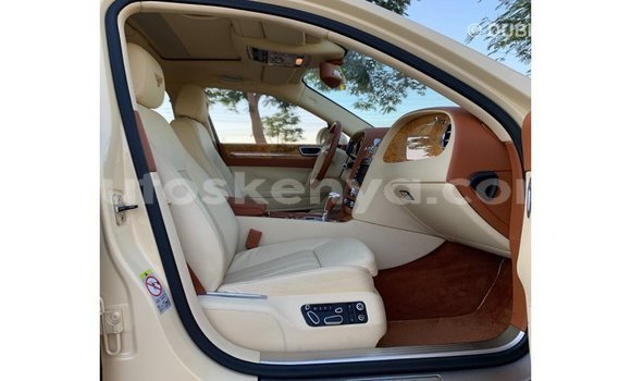 Imported Bentley Continental Flying Spur Beige Makiinaa iti Import - Dubai keessatti Central Kenya keessatti Imported Bentley Continental Flying Spur Beige Makiinaa iti Import - Dubai keessatti Central Kenya keessatti