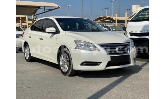 Imported Nissan Sentra White Makiinaa iti Import - Dubai keessatti Central Kenya keessatti