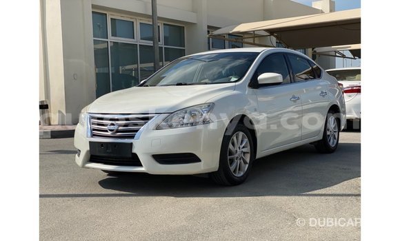 Nunua Imported Nissan Sentra Nyeupe Gari ndani ya Import - Dubai nchini Kati Kenya Nunua Imported Nissan Sentra Nyeupe Gari ndani ya Import - Dubai nchini Kati Kenya
