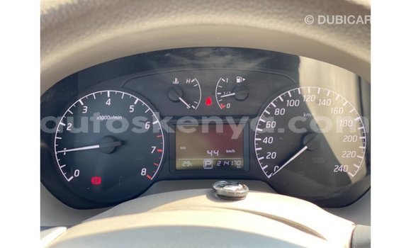 Nunua Imported Nissan Sentra Nyeupe Gari ndani ya Import - Dubai nchini Kati Kenya Nunua Imported Nissan Sentra Nyeupe Gari ndani ya Import - Dubai nchini Kati Kenya
