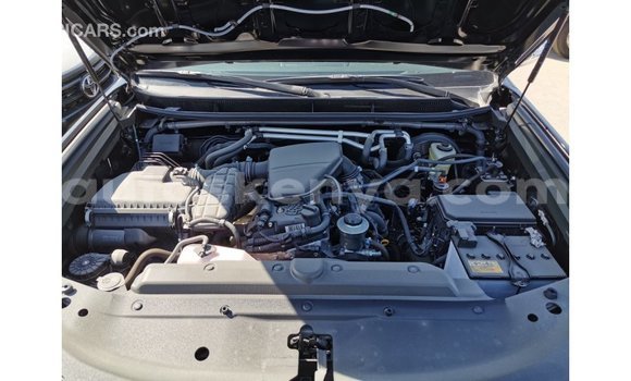 Nunua Imported Toyota Prado Nyeusi Gari ndani ya Import - Dubai nchini Kati Kenya Nunua Imported Toyota Prado Nyeusi Gari ndani ya Import - Dubai nchini Kati Kenya