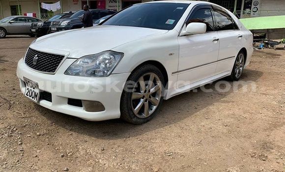 Buy Used Toyota Crown White Car in Nairobi in Nairobi Buy Used Toyota Crown White Car in Nairobi in Nairobi