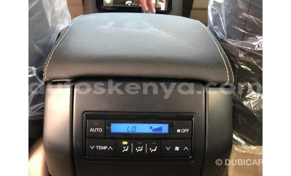 Nunua Imported Toyota Prado Nyeusi Gari ndani ya Import - Dubai nchini Kati Kenya Nunua Imported Toyota Prado Nyeusi Gari ndani ya Import - Dubai nchini Kati Kenya