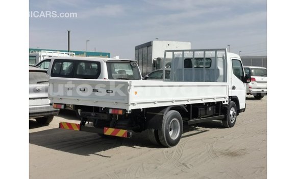 Buy Import Mitsubishi Fuso White Truck in Import - Dubai in Central Kenya Buy Import Mitsubishi Fuso White Truck in Import - Dubai in Central Kenya