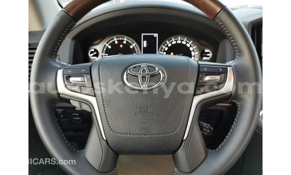 Buy Import Toyota Land Cruiser Red Car in Import - Dubai in Central Kenya Buy Import Toyota Land Cruiser Red Car in Import - Dubai in Central Kenya