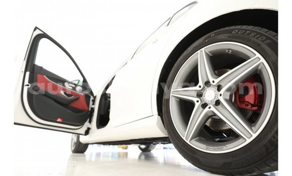 Imported Mercedes‒Benz 1117 White Netiree iti Import - Dubai keessatti Central Kenya keessatti Imported Mercedes‒Benz 1117 White Netiree iti Import - Dubai keessatti Central Kenya keessatti