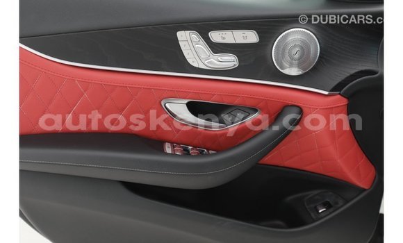 Imported Mercedes‒Benz 1117 White Netiree iti Import - Dubai keessatti Central Kenya keessatti Imported Mercedes‒Benz 1117 White Netiree iti Import - Dubai keessatti Central Kenya keessatti