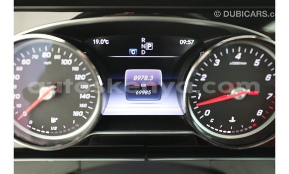 Imported Mercedes‒Benz 1117 White Netiree iti Import - Dubai keessatti Central Kenya keessatti Imported Mercedes‒Benz 1117 White Netiree iti Import - Dubai keessatti Central Kenya keessatti