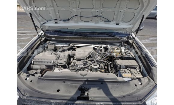Nunua Imported Toyota Prado Nyeupe Gari ndani ya Import - Dubai nchini Kati Kenya Nunua Imported Toyota Prado Nyeupe Gari ndani ya Import - Dubai nchini Kati Kenya