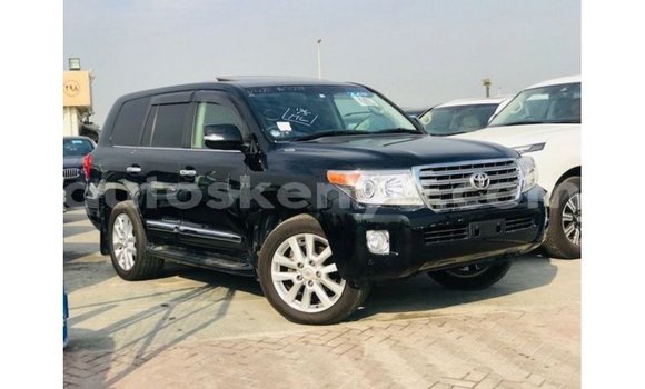 Nunua Imported Toyota Land Cruiser Nyeusi Gari ndani ya Import - Dubai nchini Kati Kenya