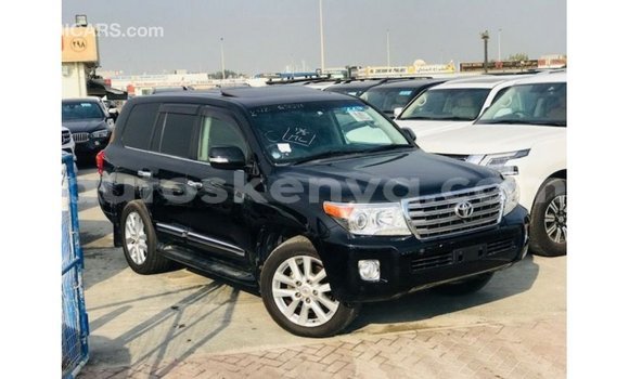 Imported Toyota Land Cruiser Black Makiinaa iti Import - Dubai keessatti Central Kenya keessatti Imported Toyota Land Cruiser Black Makiinaa iti Import - Dubai keessatti Central Kenya keessatti
