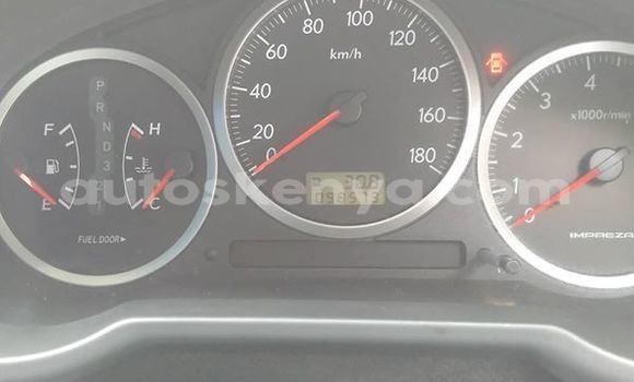 Oofamaa Subaru Impreza Blue Makiinaa iti Mombasa keessatti Coastal Kenya keessatti Oofamaa Subaru Impreza Blue Makiinaa iti Mombasa keessatti Coastal Kenya keessatti