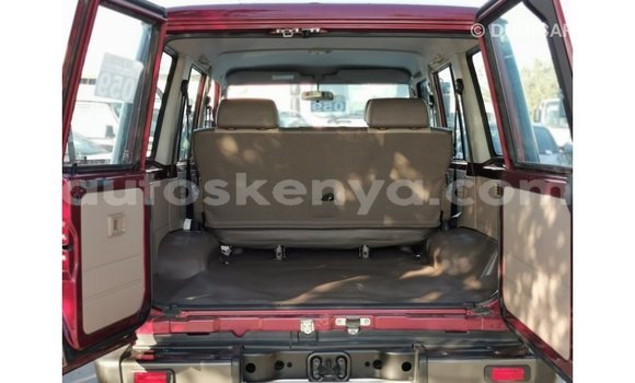 Imported Toyota Land Cruiser Red Makiinaa iti Import - Dubai keessatti Central Kenya keessatti Imported Toyota Land Cruiser Red Makiinaa iti Import - Dubai keessatti Central Kenya keessatti