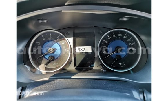 Imported Toyota Hilux Black Makiinaa iti Import - Dubai keessatti Central Kenya keessatti Imported Toyota Hilux Black Makiinaa iti Import - Dubai keessatti Central Kenya keessatti