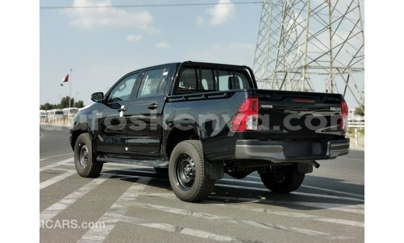 Nunua Imported Toyota Hilux Nyeusi Gari ndani ya Import - Dubai nchini Kati Kenya Nunua Imported Toyota Hilux Nyeusi Gari ndani ya Import - Dubai nchini Kati Kenya