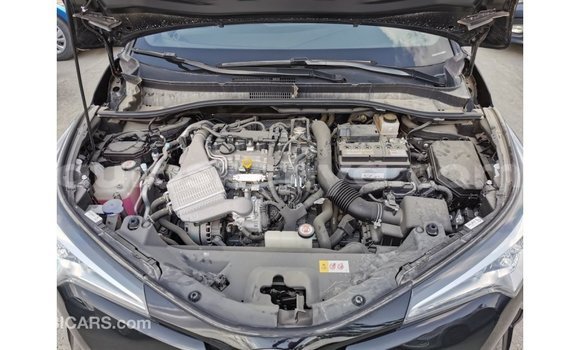 Nunua Imported Toyota C-HR Nyeusi Gari ndani ya Import - Dubai nchini Kati Kenya Nunua Imported Toyota C-HR Nyeusi Gari ndani ya Import - Dubai nchini Kati Kenya
