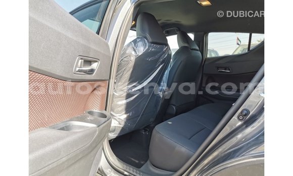 Imported Toyota C-HR Other Makiinaa iti Import - Dubai keessatti Central Kenya keessatti Imported Toyota C-HR Other Makiinaa iti Import - Dubai keessatti Central Kenya keessatti