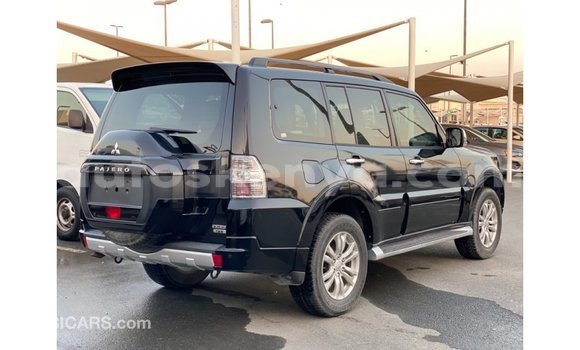 Imported Mitsubishi Pajero Black Makiinaa iti Import - Dubai keessatti Central Kenya keessatti Imported Mitsubishi Pajero Black Makiinaa iti Import - Dubai keessatti Central Kenya keessatti