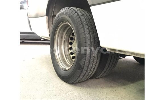 Buy Import Volkswagen Beetle White Car in Import - Dubai in Central Kenya Buy Import Volkswagen Beetle White Car in Import - Dubai in Central Kenya