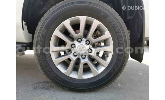 Buy Import Toyota Prado White Car in Import - Dubai in Central Kenya Buy Import Toyota Prado White Car in Import - Dubai in Central Kenya