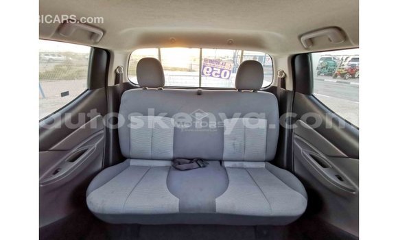 Nunua Imported Mitsubishi L200 Nyeupe Gari ndani ya Import - Dubai nchini Kati Kenya Nunua Imported Mitsubishi L200 Nyeupe Gari ndani ya Import - Dubai nchini Kati Kenya