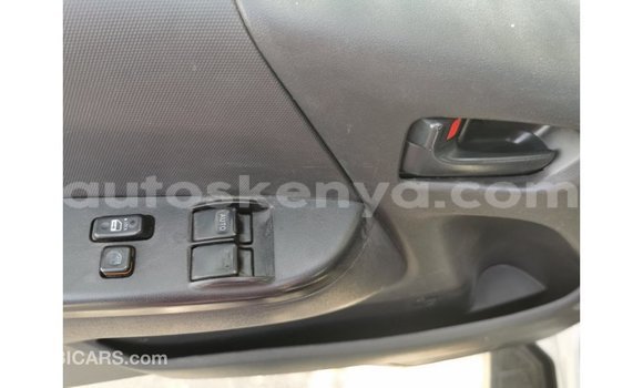 Buy Import Toyota Hiace White Car in Import - Dubai in Central Kenya Buy Import Toyota Hiace White Car in Import - Dubai in Central Kenya