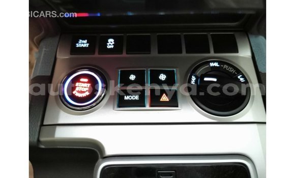 Buy Import Toyota Prado White Car in Import - Dubai in Central Kenya Buy Import Toyota Prado White Car in Import - Dubai in Central Kenya