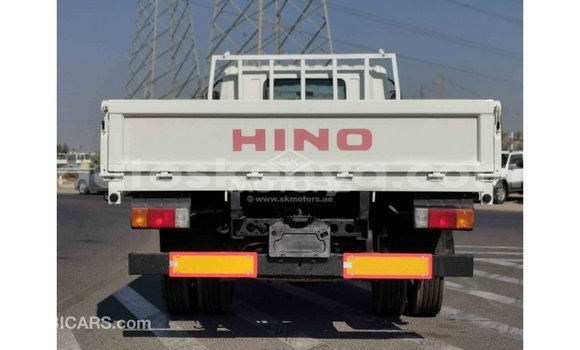 Buy Import Hino 300 Series White Truck in Import - Dubai in Central Kenya Buy Import Hino 300 Series White Truck in Import - Dubai in Central Kenya