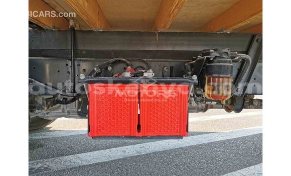 Buy Import Hino 300 Series White Truck in Import - Dubai in Central Kenya Buy Import Hino 300 Series White Truck in Import - Dubai in Central Kenya