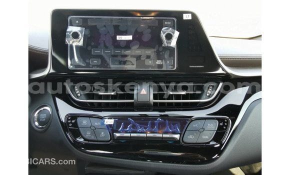 Imported Toyota C-HR Blue Makiinaa iti Import - Dubai keessatti Central Kenya keessatti Imported Toyota C-HR Blue Makiinaa iti Import - Dubai keessatti Central Kenya keessatti