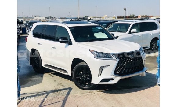 Nunua Imported Lexus LX Nyeupe Gari ndani ya Import - Dubai nchini Kati Kenya Nunua Imported Lexus LX Nyeupe Gari ndani ya Import - Dubai nchini Kati Kenya