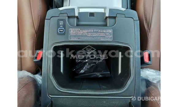Nunua Imported Toyota Land Cruiser Nyingine Gari ndani ya Import - Dubai nchini Kati Kenya Nunua Imported Toyota Land Cruiser Nyingine Gari ndani ya Import - Dubai nchini Kati Kenya