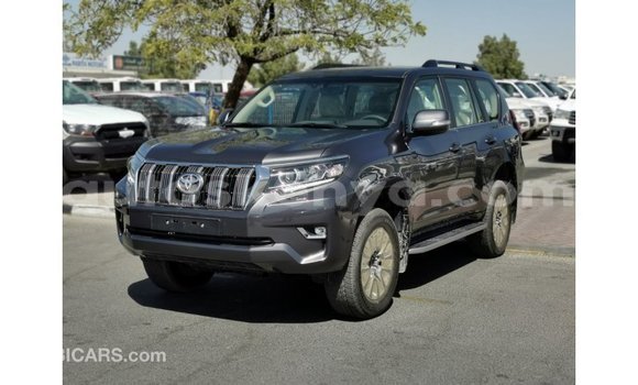 Nunua Imported Toyota Prado Nyingine Gari ndani ya Import - Dubai nchini Kati Kenya Nunua Imported Toyota Prado Nyingine Gari ndani ya Import - Dubai nchini Kati Kenya