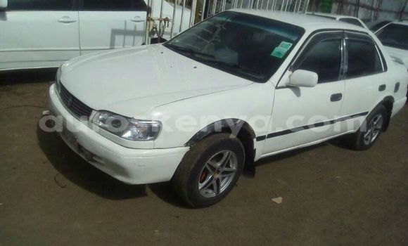 Nunua Ilio tumika Toyota Corolla Nyeupe Gari ndani ya Nairobi nchini Nairobi Nunua Ilio tumika Toyota Corolla Nyeupe Gari ndani ya Nairobi nchini Nairobi