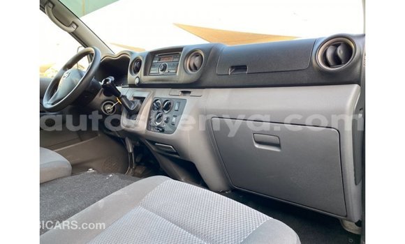 Buy Import Nissan Urvan White Car in Import - Dubai in Central Kenya Buy Import Nissan Urvan White Car in Import - Dubai in Central Kenya