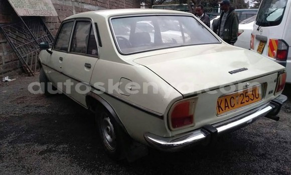 Nunua Ilio tumika Peugeot 504 Beige Gari ndani ya Nairobi nchini Nairobi Nunua Ilio tumika Peugeot 504 Beige Gari ndani ya Nairobi nchini Nairobi