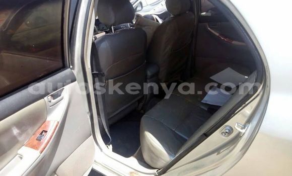Nunua Ilio tumika Toyota Corolla Fedha Gari ndani ya Nairobi nchini Nairobi Nunua Ilio tumika Toyota Corolla Fedha Gari ndani ya Nairobi nchini Nairobi
