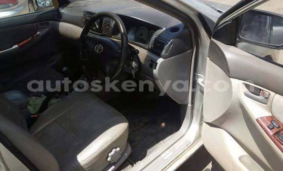 Nunua Ilio tumika Toyota Corolla Fedha Gari ndani ya Nairobi nchini Nairobi Nunua Ilio tumika Toyota Corolla Fedha Gari ndani ya Nairobi nchini Nairobi