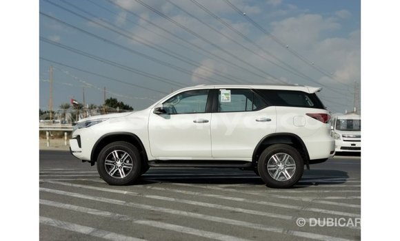 Buy Import Toyota Fortuner White Car in Import - Dubai in Central Kenya Buy Import Toyota Fortuner White Car in Import - Dubai in Central Kenya