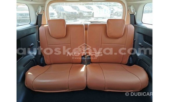 Imported Toyota Fortuner White Makiinaa iti Import - Dubai keessatti Central Kenya keessatti Imported Toyota Fortuner White Makiinaa iti Import - Dubai keessatti Central Kenya keessatti