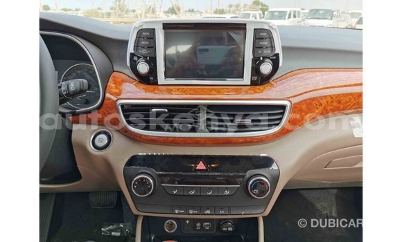 Buy Import Hyundai Tucson White Car in Import - Dubai in Central Kenya Buy Import Hyundai Tucson White Car in Import - Dubai in Central Kenya
