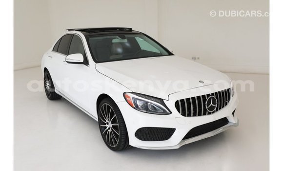 Nunua Imported Mercedes‒Benz 1117 Nyeupe Lori ndani ya Import - Dubai nchini Kati Kenya Nunua Imported Mercedes‒Benz 1117 Nyeupe Lori ndani ya Import - Dubai nchini Kati Kenya
